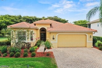 Building Photo - 13800 Farnese Dr