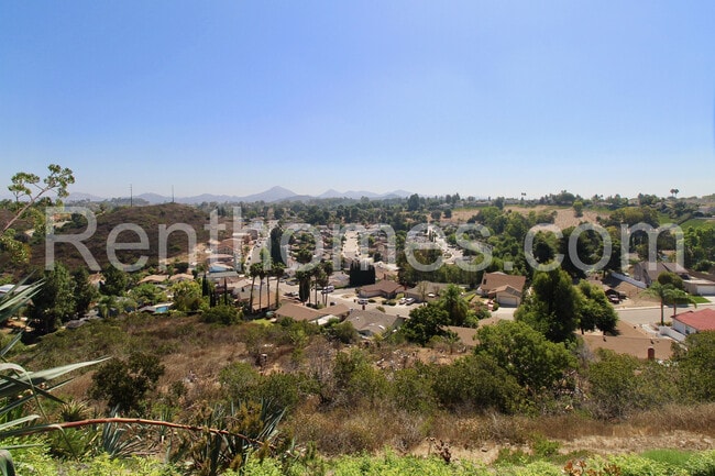 Building Photo - 11327 Linares St