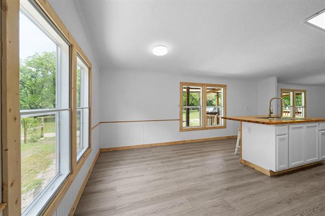 Building Photo - 3706 Private Rd 6256