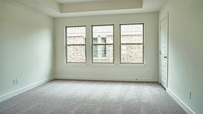 Building Photo - 7102 Grassland Vis Ln