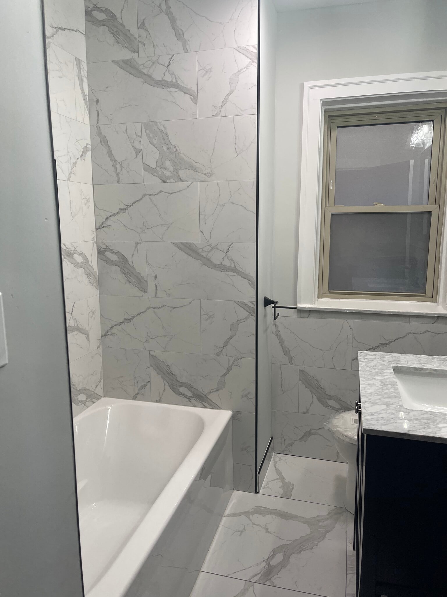 Bathroom 1 - 723 Dobson St