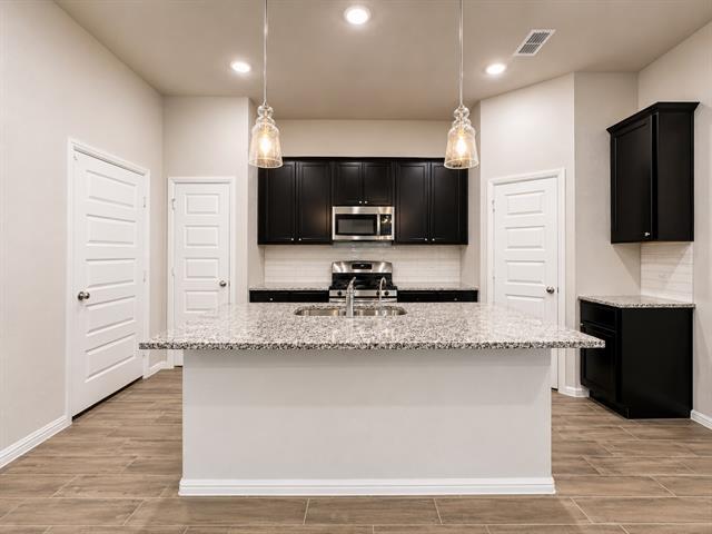 Building Photo - 3720 Yarrow Drive
