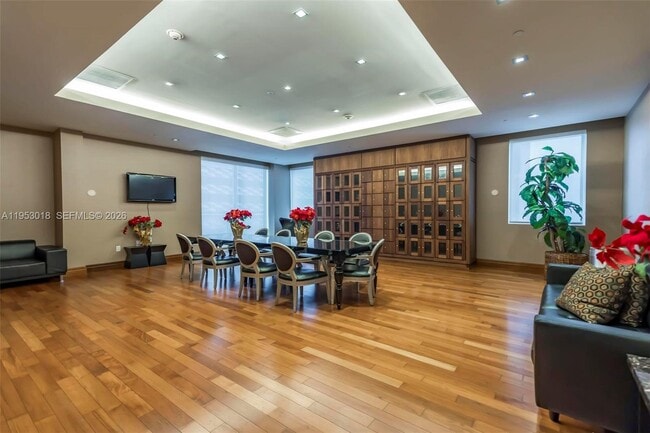 Building Photo - 1050 Brickell Ave