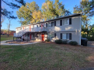 Building Photo - Renovated 2BR/1BA Apts Near Downtown Ralei...
