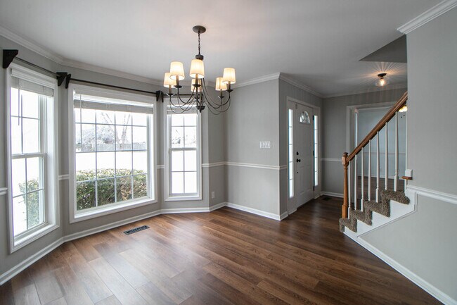 Building Photo - 2553 Emerald Ct