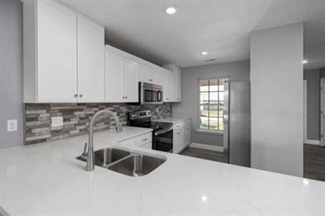 Primary Photo - Fabulous Patio Home!
