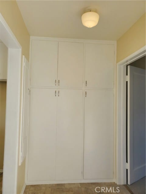 Building Photo - 544 Laurel Ave