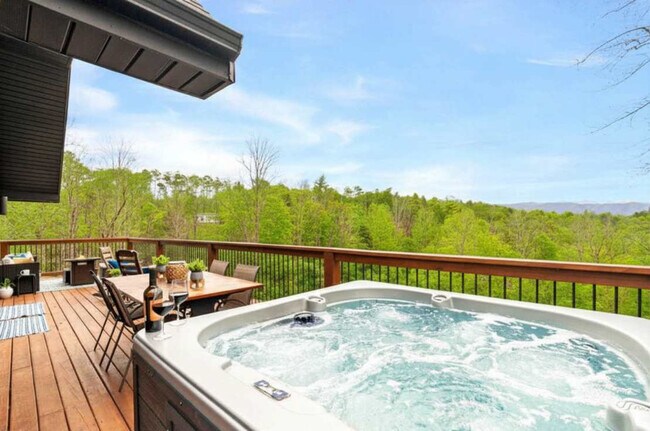 Building Photo - 928 Ditney Way