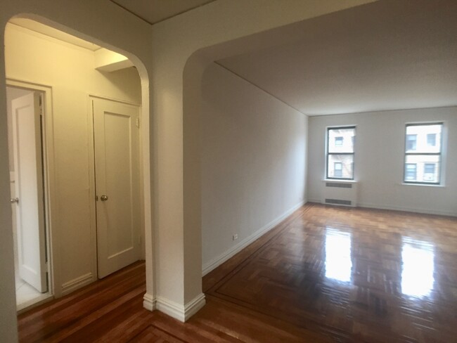 Floorplan - 560 West 218th Street