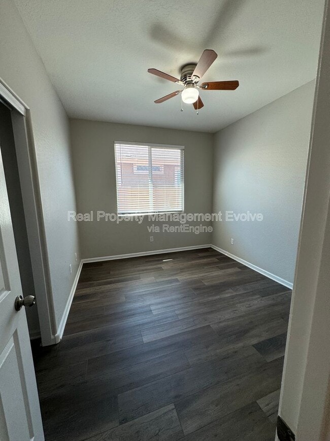 Building Photo - 13014 W Lamar Rd