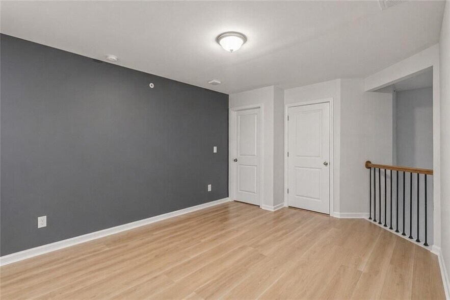 Building Photo - 1339 Endicott Ct