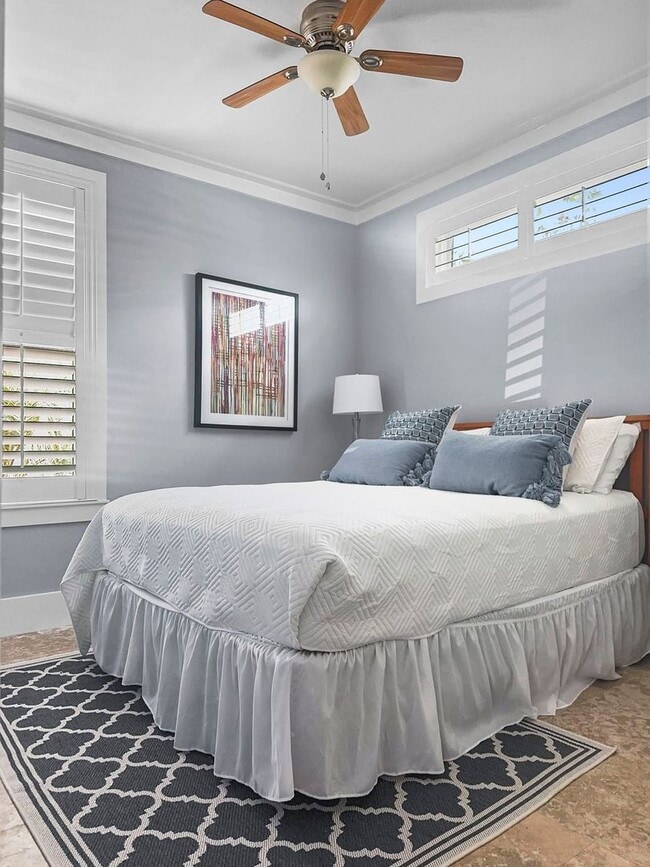 Building Photo - 50% off first months rent.  Remodeled 5 bedroom house with bikes – walking distance to the beach