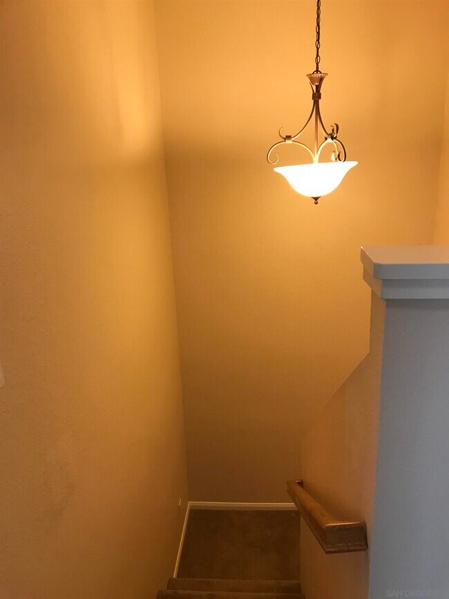 Building Photo - 2123 Alpine Glen Pl