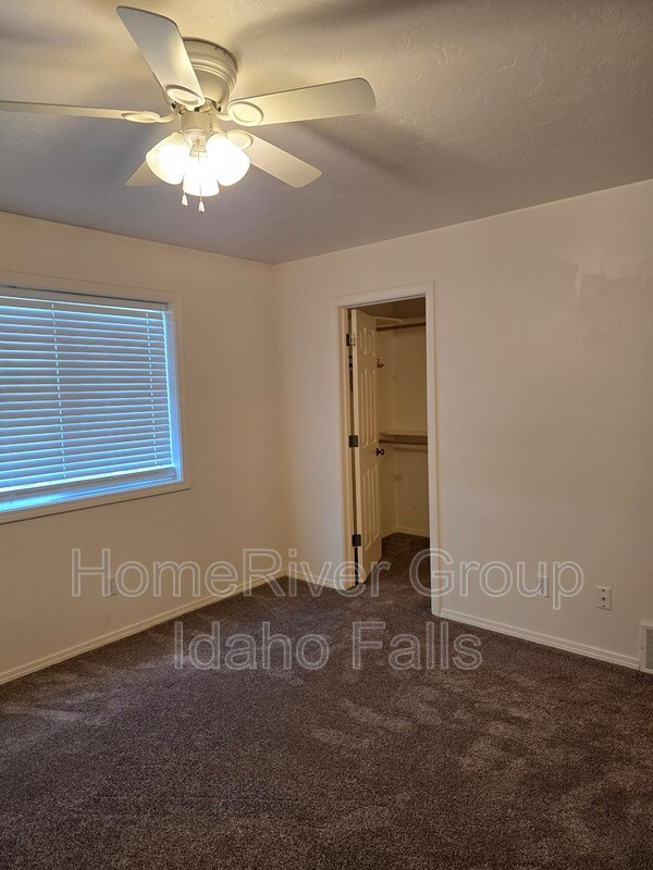 Building Photo - 3109 Chasewood Dr