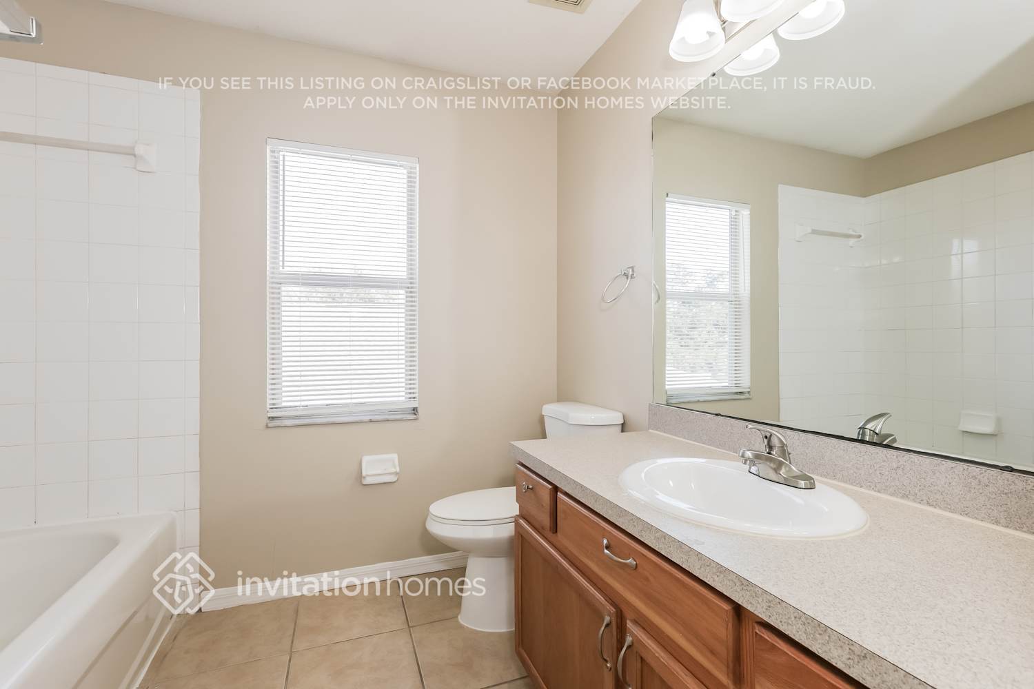 Building Photo - 12820 Standbridge Dr