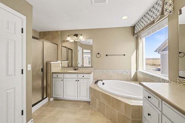 Building Photo - 3038 Percheron Dr