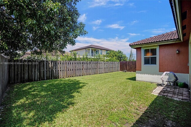 Building Photo - 15385 SW 93rd Ln