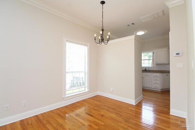 Building Photo - 32 N Donelson St