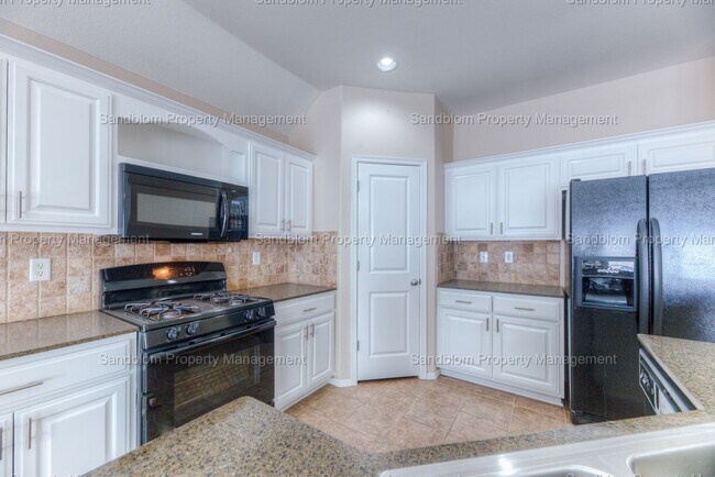 Building Photo - FOR LEASE | Jenks | $2200 Rent