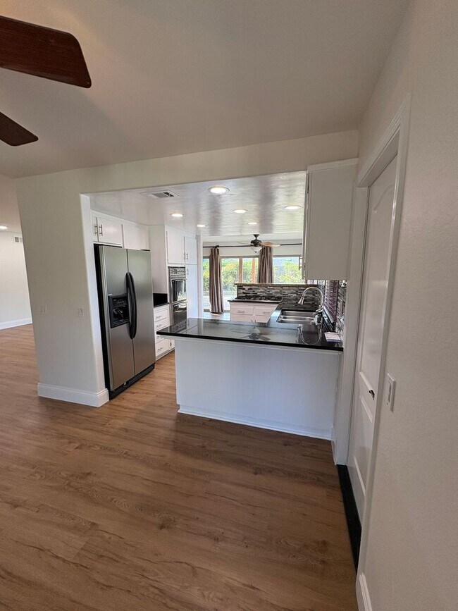 Building Photo - 1105 Del Nido Ct