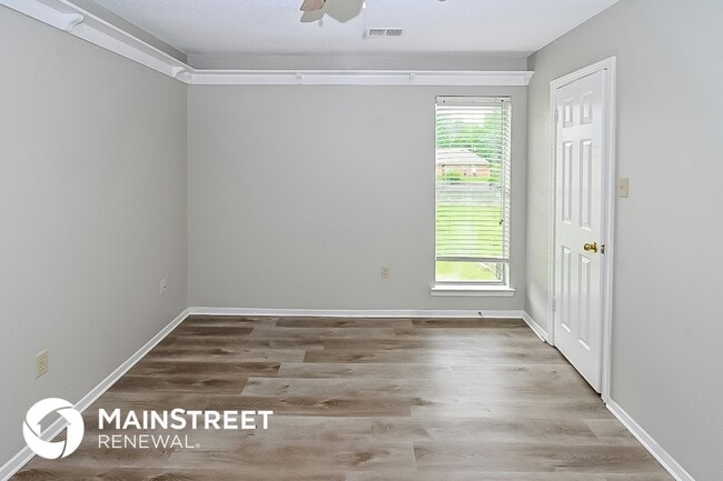 Building Photo - 3740 Ramblewood Dr