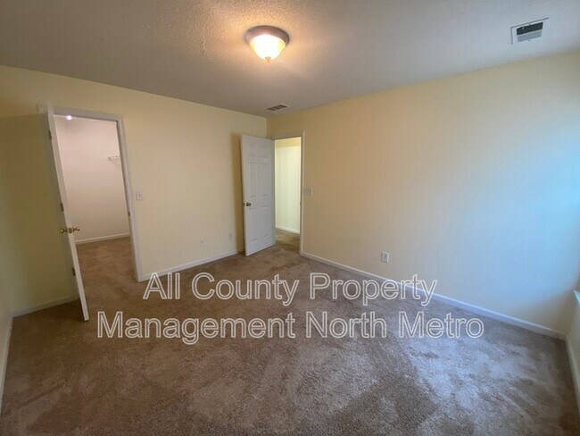 Building Photo - 280 Leasingworth Way