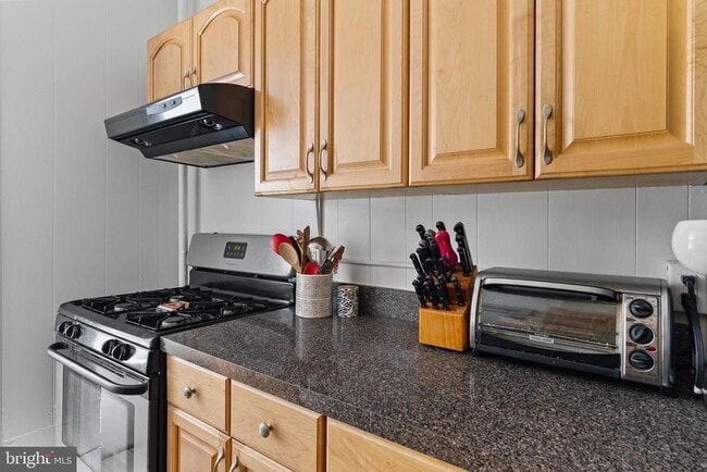 Building Photo - 1526 17th St NW