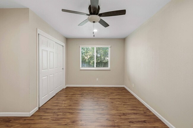 Building Photo - 1825 College Ave