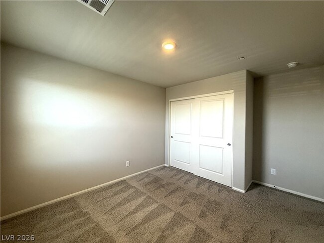 Building Photo - 522 Spy Rock Ave