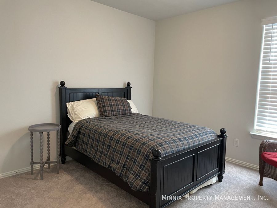 Building Photo - 1219 Pavilion Pkwy