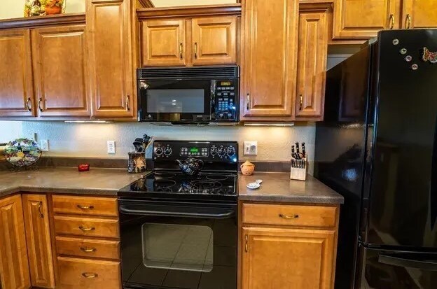 Building Photo - 2820 55th Ave