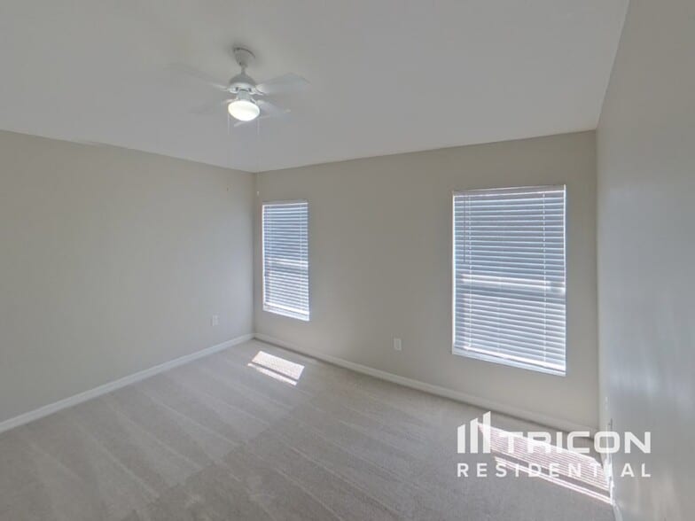 Building Photo - 11149 Rodeo Ln