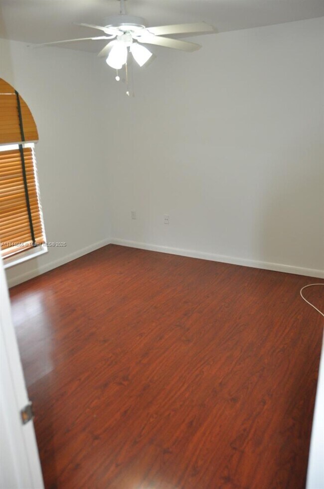 Building Photo - 14346 SW 49th Ln