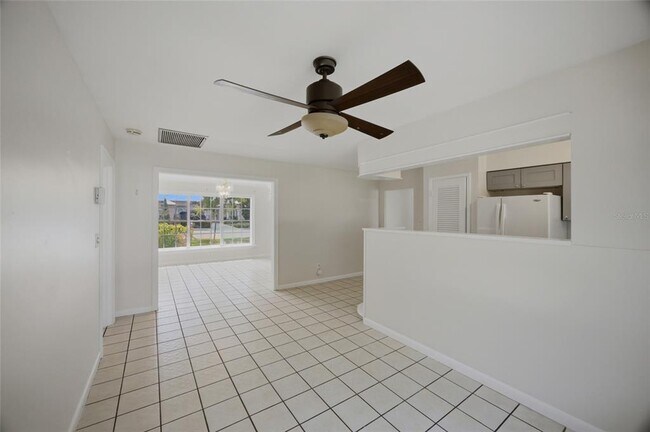 Building Photo - 808 N Mac Dill Ave