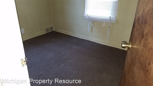 Building Photo - 3 br, 1 bath House - 7559 Woodmont