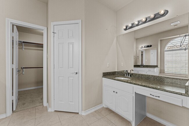 Building Photo - 20698 Oakhurst Meadows Dr