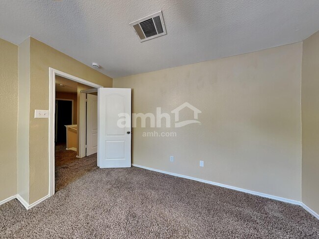 Building Photo - 7537 Marble Ridge Dr