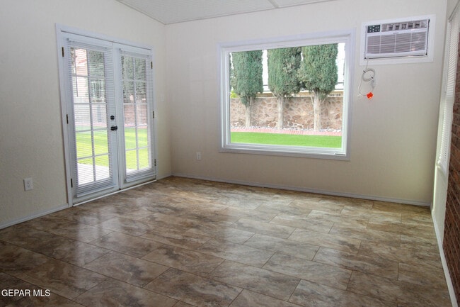 Building Photo - 1809 Pueblo Alegre Dr