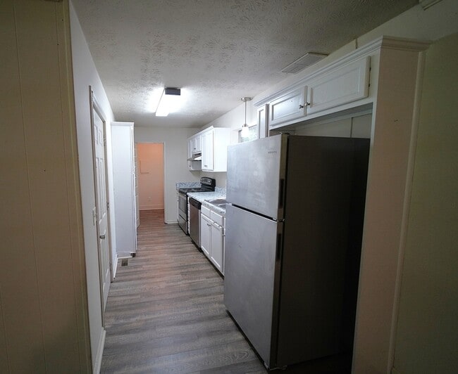 Building Photo - 3887 Rosita Ave