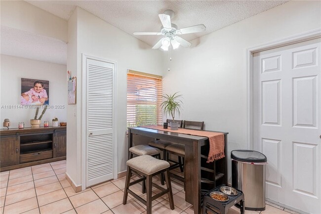 Building Photo - 6931 SW 154th Ct