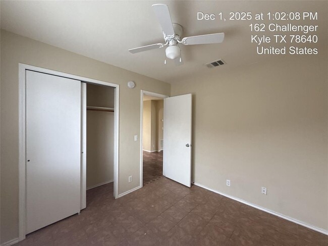 Building Photo - 152 Challenger