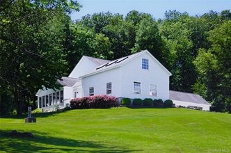 Building Photo - 492 Mooney Hill Rd