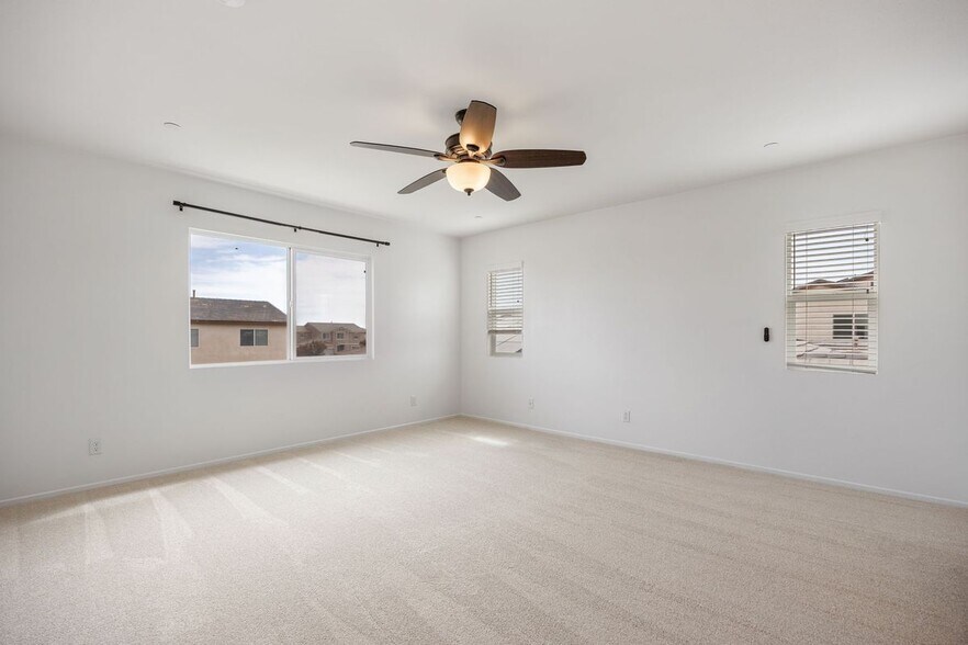 Building Photo - 3702 Mt San Gorgonia Ave