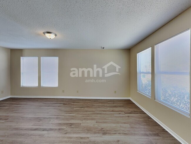 Building Photo - 13314 Loyalty Dr