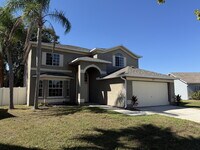 Building Photo - Beautifully remodeled 6 bedroom - 3 bath home in Summerfield Village