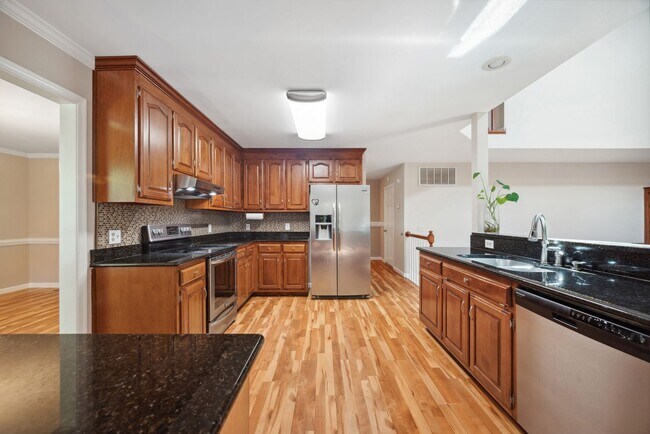 Building Photo - 304 Lynn's Way Yorktown VA 23962: Freshly Painted Updated Photos Coming !