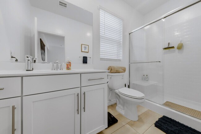 Building Photo - 2023-Built Liberty Floorplan-NEXT-GEN Suite w/3338 sq ft living space w/5 BR’s, 4 1/2 BA's, 3 car...
