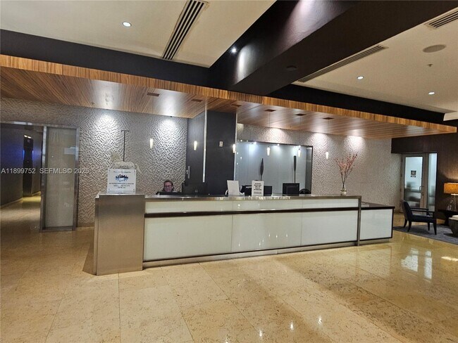 Building Photo - 60 SW 13th St