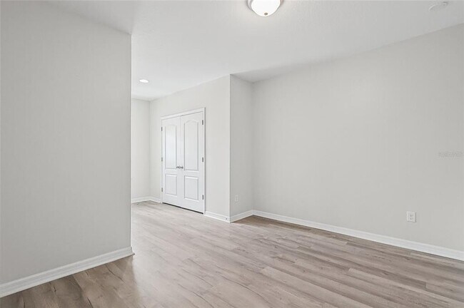 Building Photo - 12713 Lexington Ridge St