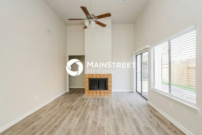 Building Photo - 3 Bedroom Pet-Friendly Home in CYPRESS, TX with Main Street Renewal